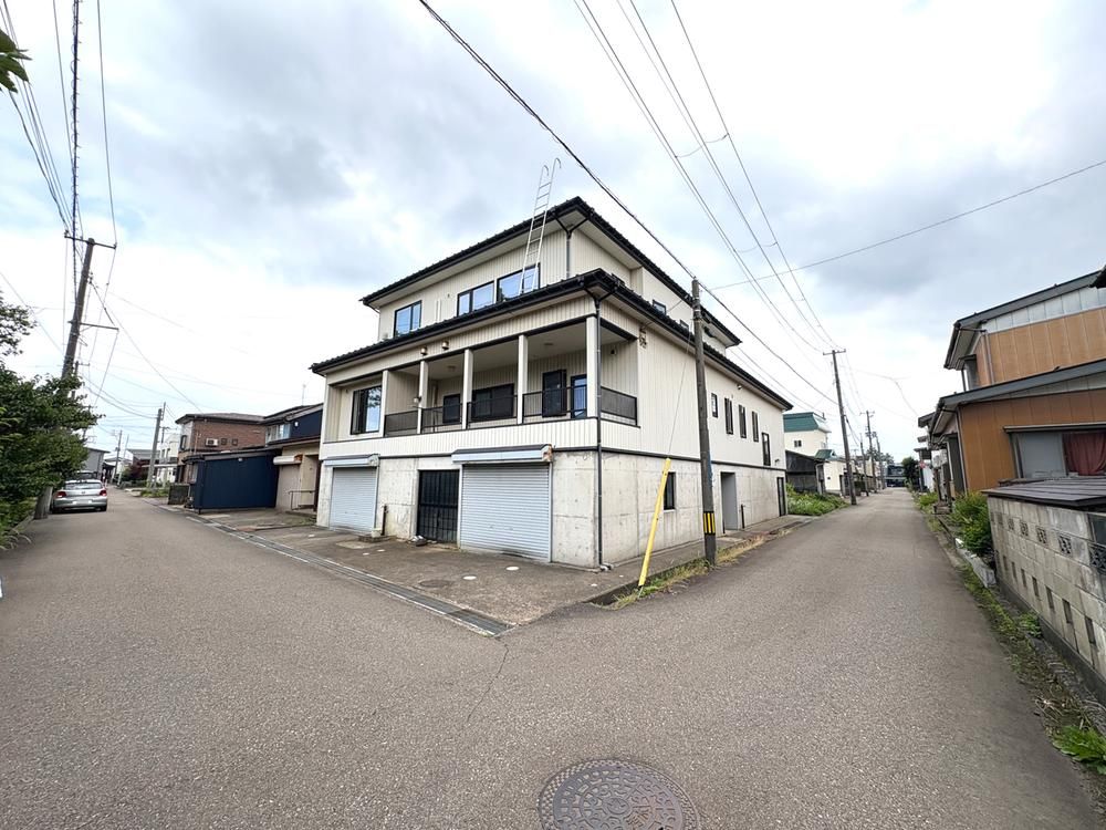 Spacious 7LDK House for Sale in Joetsu, Niigata - Thumbnail 2