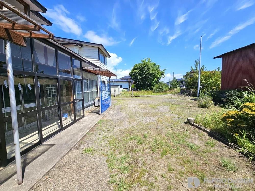Spacious 7DK House with Large Garden Near Funakoshi Station - Thumbnail 2