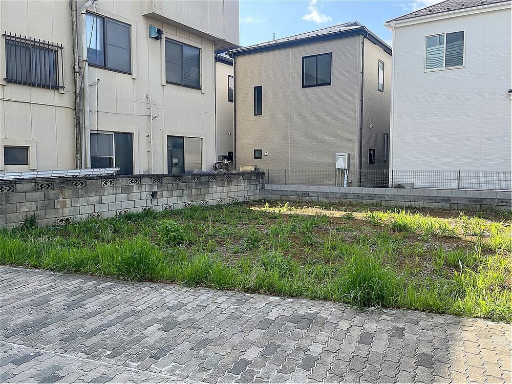 106.42 sqm Corner Land for Sale in Kawaguchi City, Saitama - Thumbnail 4