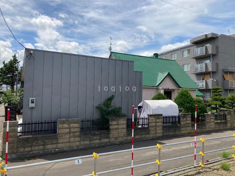 377 sqm Land for Sale in Sapporo's Yamanote Area Near Kotoni Station - Thumbnail 2