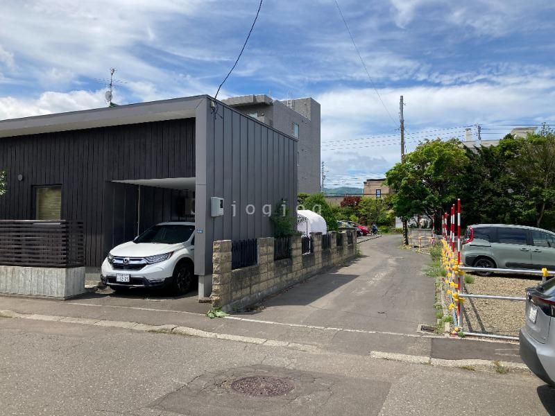 377 sqm Land for Sale in Sapporo's Yamanote Area Near Kotoni Station - Thumbnail 4