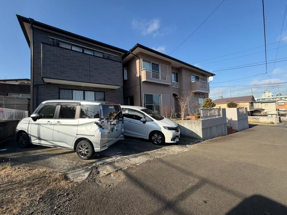 Two-Family Home for Sale in Sendai's Yagiyama - 6LDDKK+S Layout - Thumbnail 3