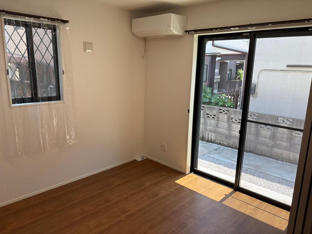 4LDK House for Sale in Fuchu, Tokyo - 102 sqm - Thumbnail 4