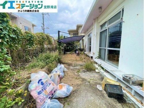 Land for Sale in Urasoe City, Okinawa - 172.6 sqm - Thumbnail 4