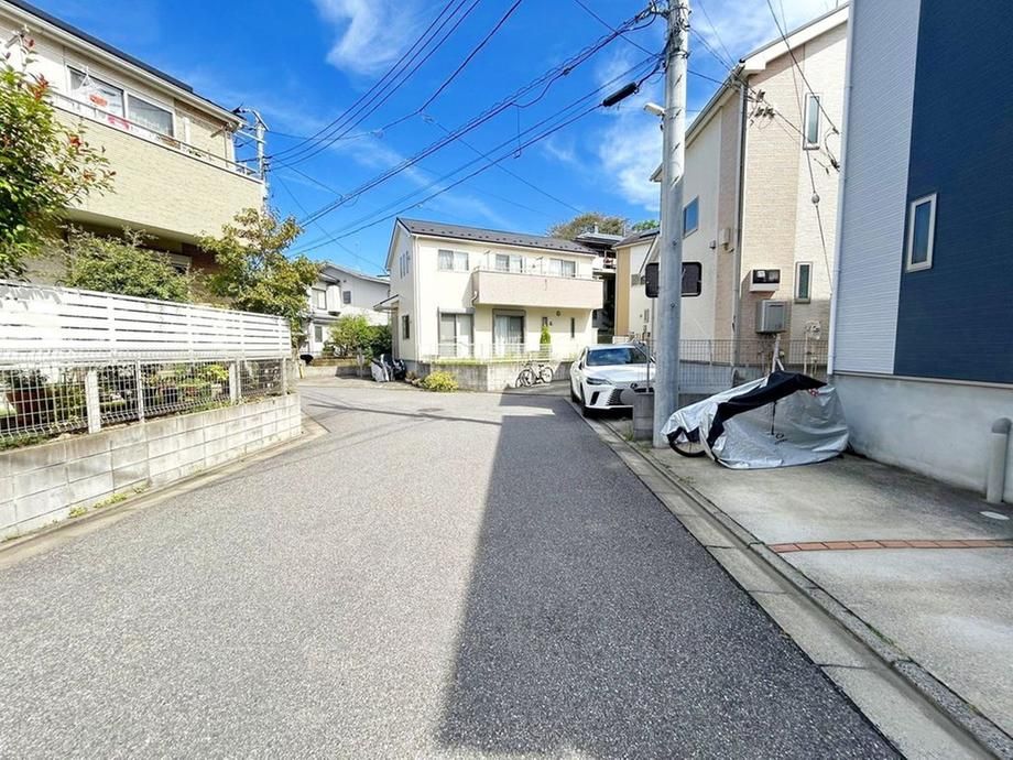 4LDK House for Sale in Funabashi, Chiba - 9 Min Walk to Station - Thumbnail 3