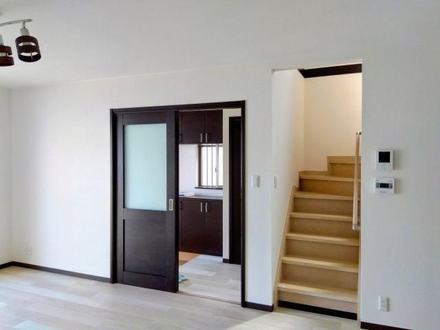 Renovated 3LDK House with Rooftop Terrace in Fuji City - Thumbnail 4