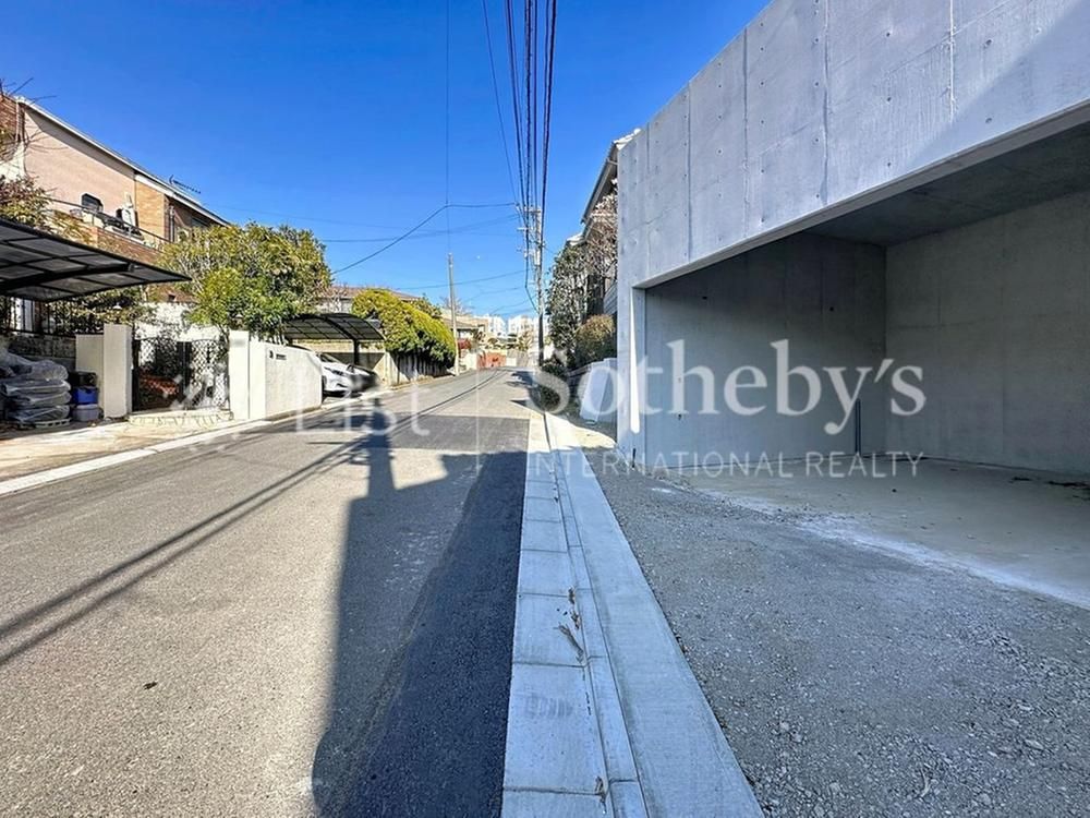 Land for Sale in Aoba-ku, Yokohama – 297.52 sqm, No Building Conditions - Thumbnail 2