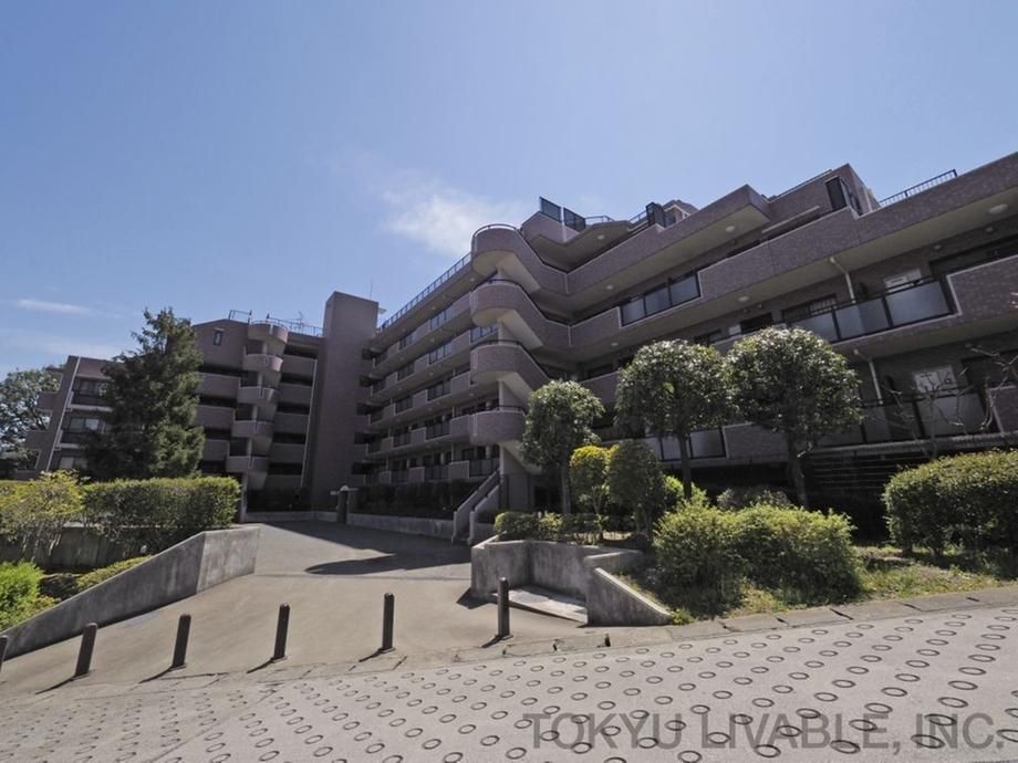3LDK Apartment for Sale in Miyamae-ku, Kawasaki - Thumbnail 4