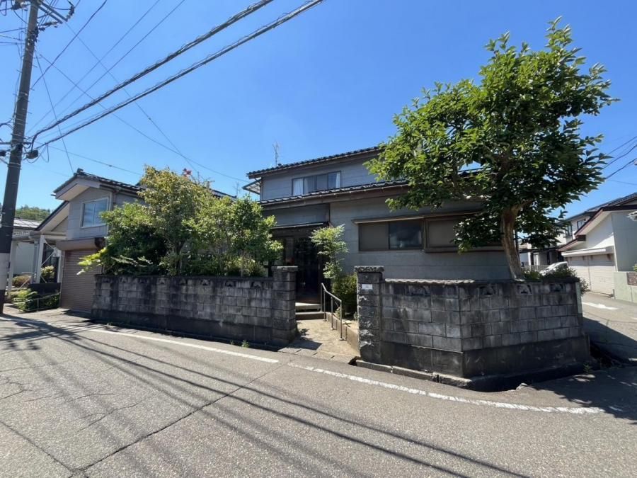 5DK House in Kashiwazaki, Niigata - 119.33m2 - Thumbnail 2