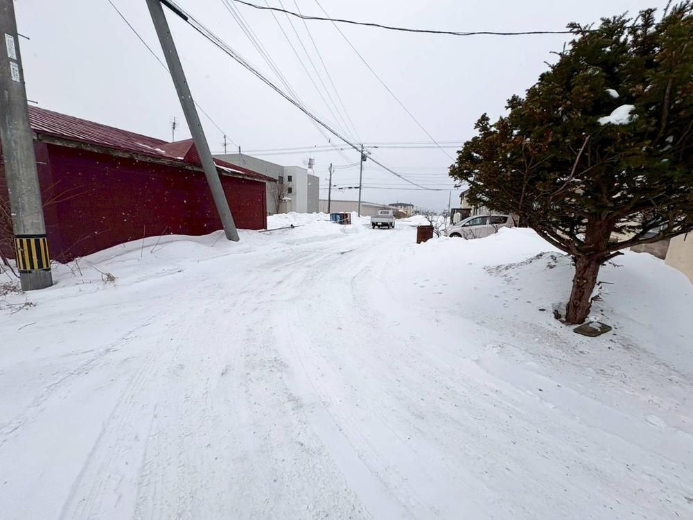 297m2 Land for Sale in Iwanai Town, Hokkaido - Thumbnail 4