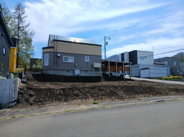228m2 Land for Sale in Minami Ward, Sapporo, Hokkaido - Thumbnail 3