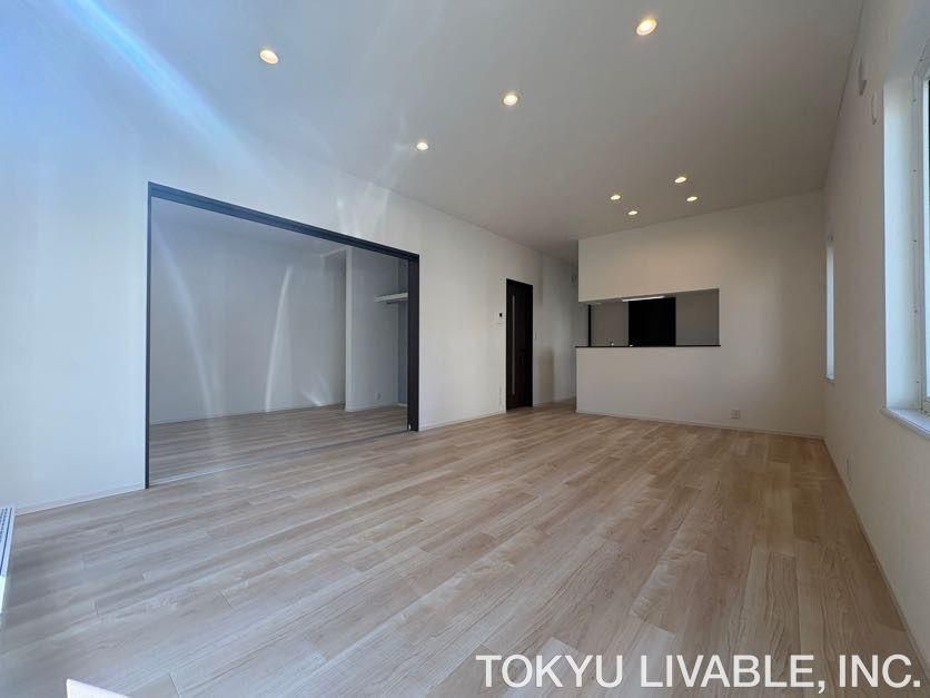 Renovated 5LDK House for Sale in Sapporo Higashi Ward - Thumbnail 3