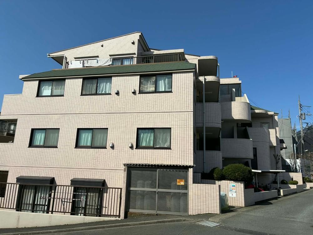 2LDK Apartment for Sale in Kawasaki, 74.44sqm, Tama Plaza - Thumbnail 2