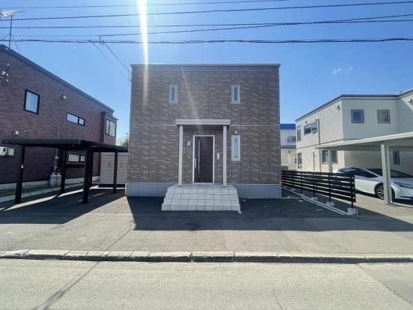 5LDK House for Sale in Toyohira-ku, Sapporo, Hokkaido - Thumbnail 2