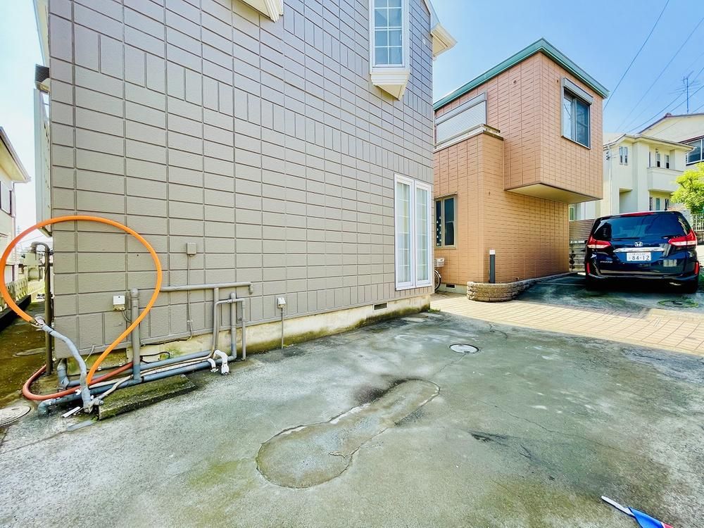 5LDK Detached House in Izumi Ward, Yokohama for Sale - Thumbnail 4