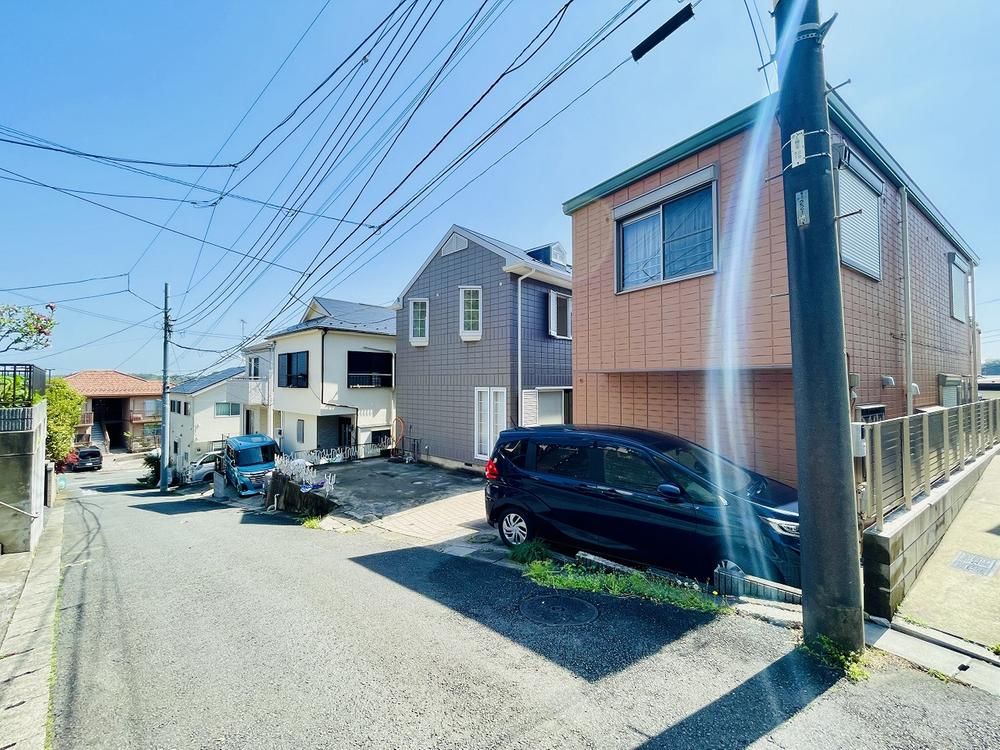 5LDK Detached House in Izumi Ward, Yokohama for Sale - Thumbnail 2