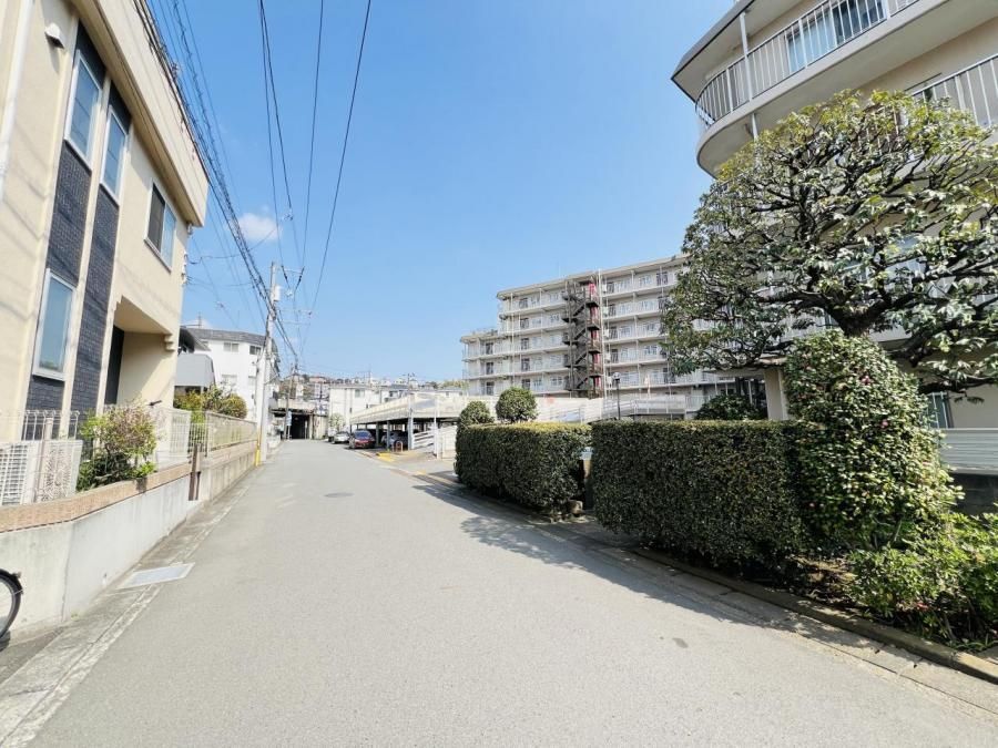 Renovated 3LDK Apartment in Kawasaki Miyamae Ward 61.6m2 - Thumbnail 2