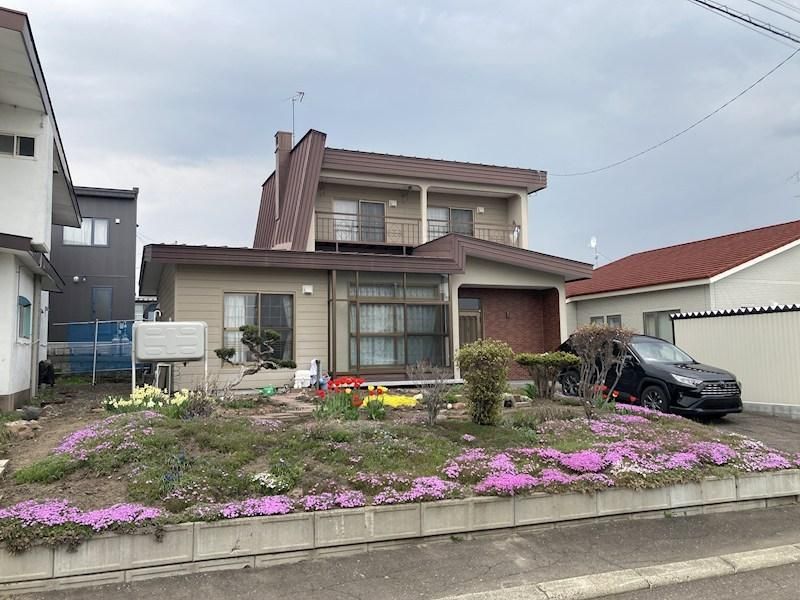 4LDK Detached House for Sale in Kitami, Hokkaido - 6 Million Yen - Thumbnail 2