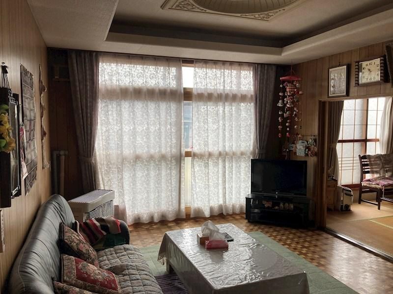 4LDK Detached House for Sale in Kitami, Hokkaido - 6 Million Yen - Thumbnail 3