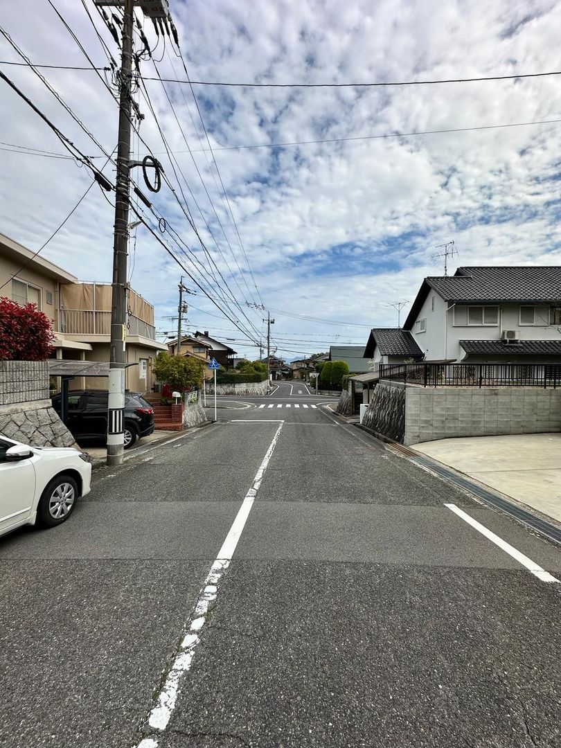 2LDK House for Sale in Hatsukaichi, Hiroshima - 95.12m2 - Thumbnail 2