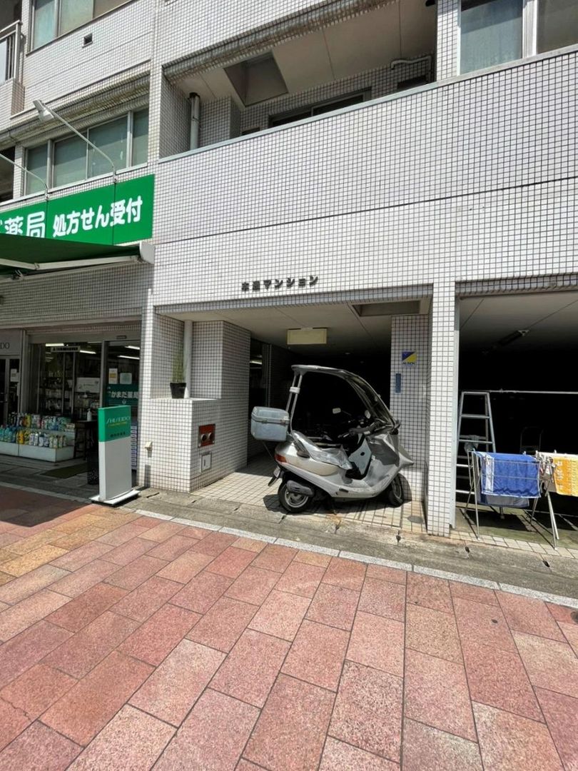 4LDK Apartment for Sale in Kure, Hiroshima | Renovated 2025 - Thumbnail 3