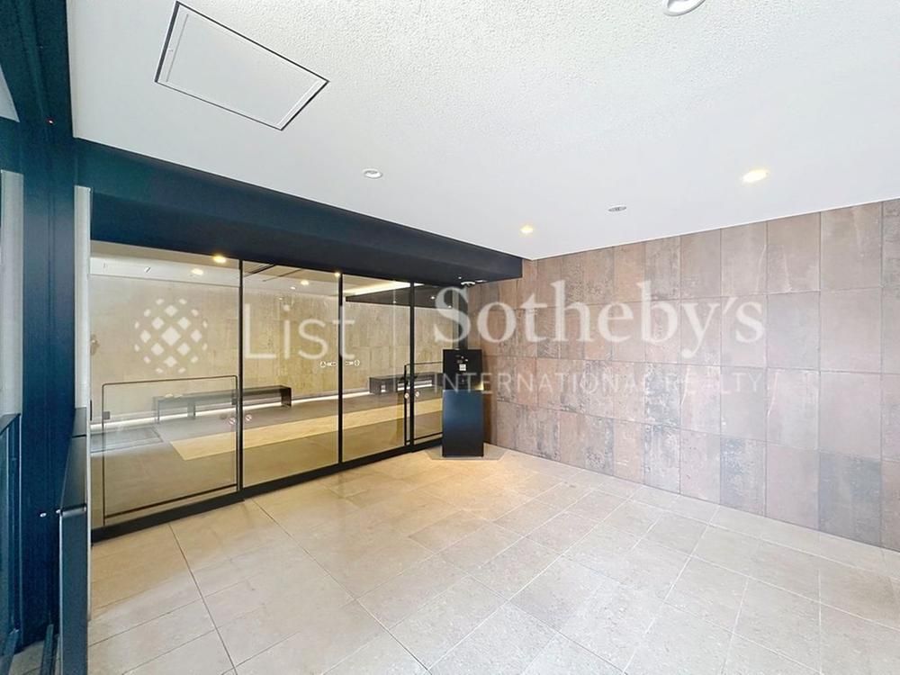 3LDK Apartment for Sale in Minami Ward, Yokohama - Thumbnail 3