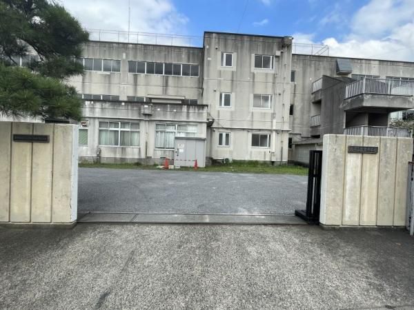 5LDK Apartment for Sale in Kashiwa, Chiba - 115m² - Thumbnail 4