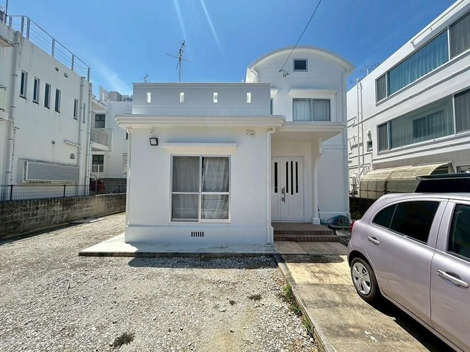 3DK RC House for Sale in Naha, Okinawa - 250 sqm Land - Thumbnail 2