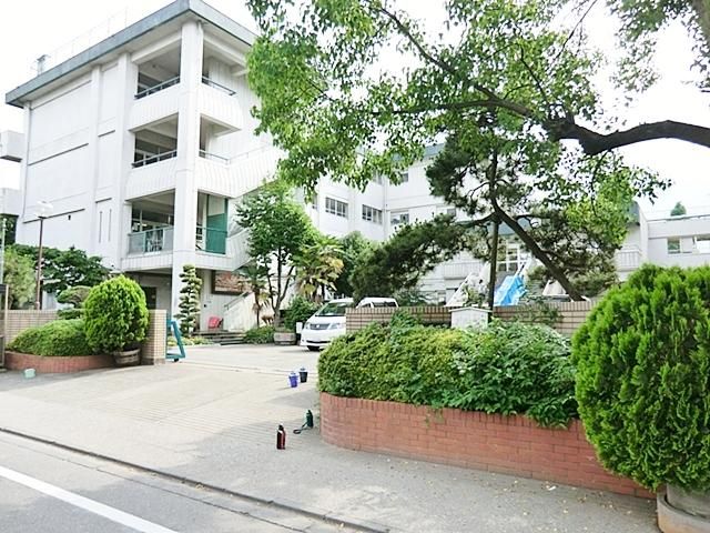 4LDK Detached House for Sale in Saitama City, Saitama - Thumbnail 3
