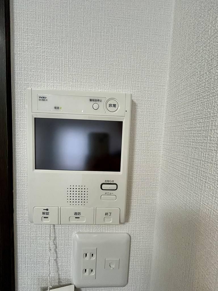 Renovated 3LDK Apartment in Funabashi Near Kitanarashino Station - Thumbnail 2