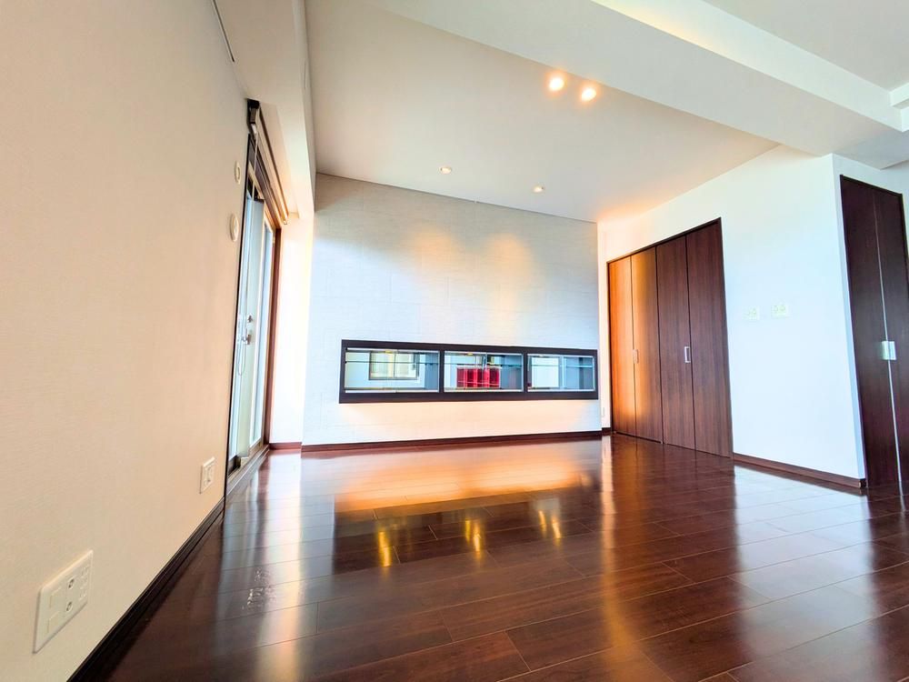 3LDK Apartment for Sale in Matsuyama, Ehime - 117.58m² - Thumbnail 4