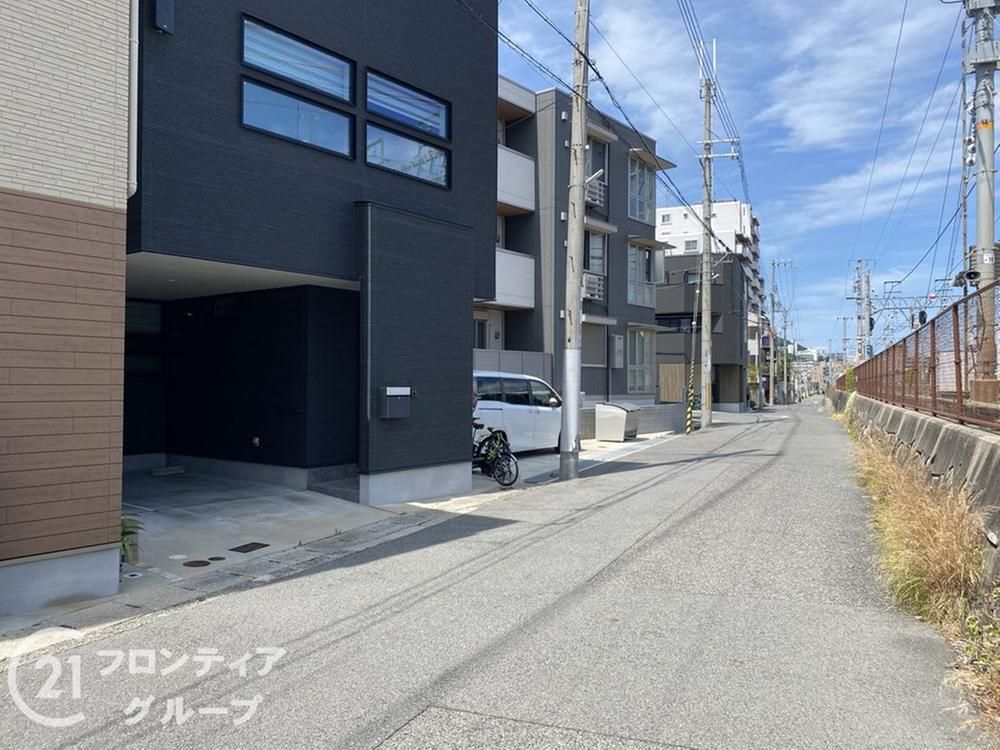 4LDK House for Sale in Higashinada-ku, Kobe - Thumbnail 4