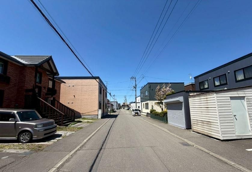 Large 135-Tsubo Land for Sale in Sapporo Nishi Ward Near Two Stations - Thumbnail 4