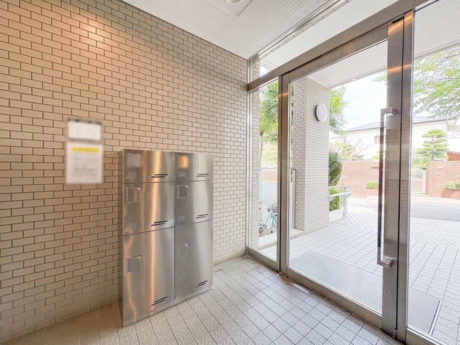 2LDK Apartment for Sale in Toda City, Saitama - Thumbnail 3