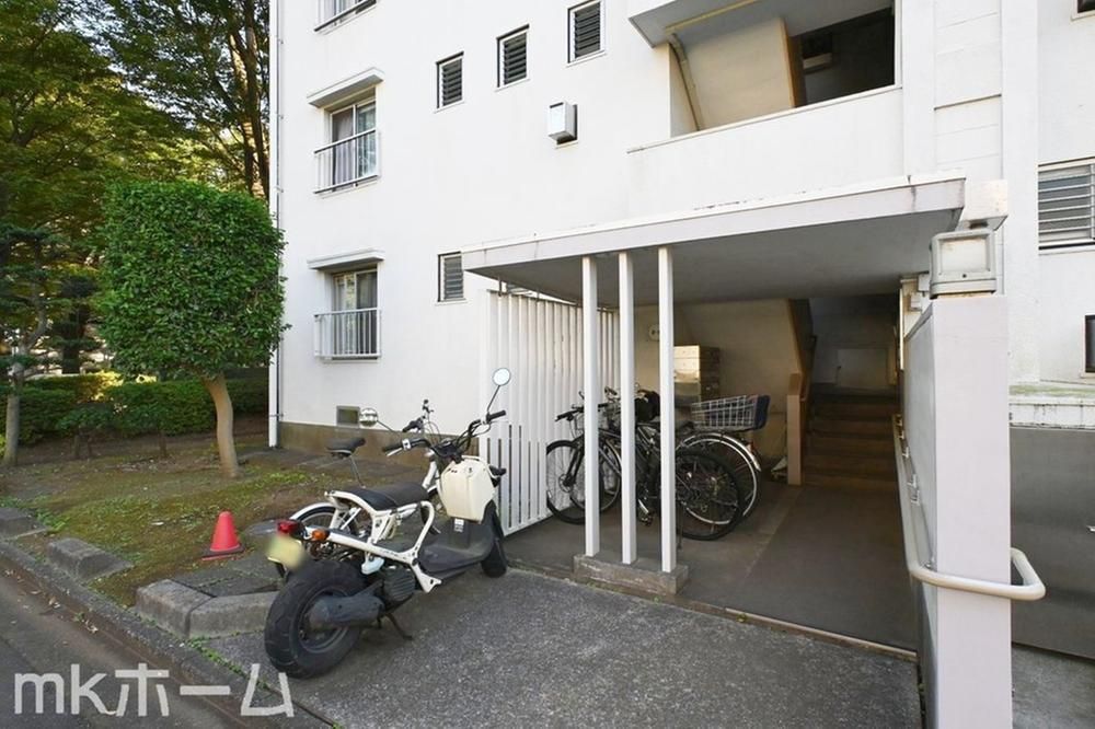 Renovated 2LDK Apartment in Funabashi, Chiba Prefecture - Thumbnail 2