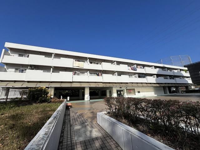 3LDK Apartment for Sale in Asao Ward, Kawasaki - 77.76m2 - Thumbnail 2