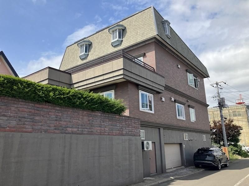 Spacious 7LDK House for Sale in Kitami, Hokkaido - Thumbnail 2
