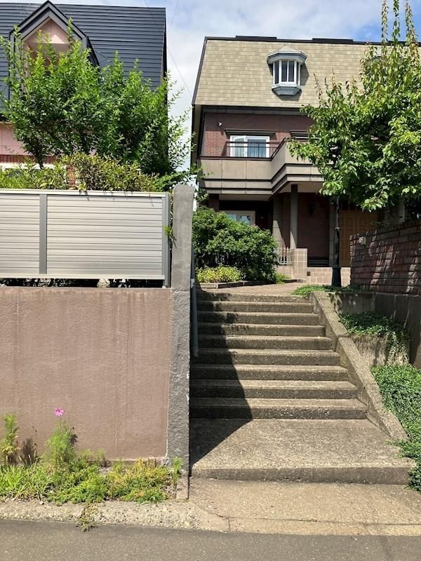 Spacious 7LDK House for Sale in Kitami, Hokkaido - Thumbnail 4