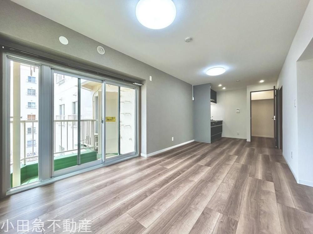 Renovated 3LDK Apartment Near Atsugi Station, Ebina - Thumbnail 4