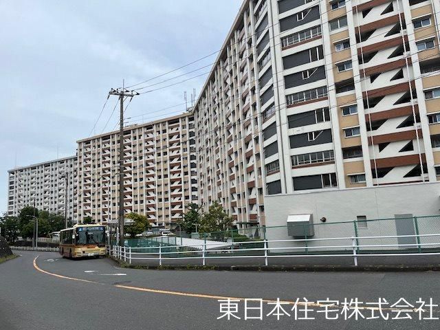 2LDK Apartment for Sale in Minami Ward, Yokohama - Thumbnail 2