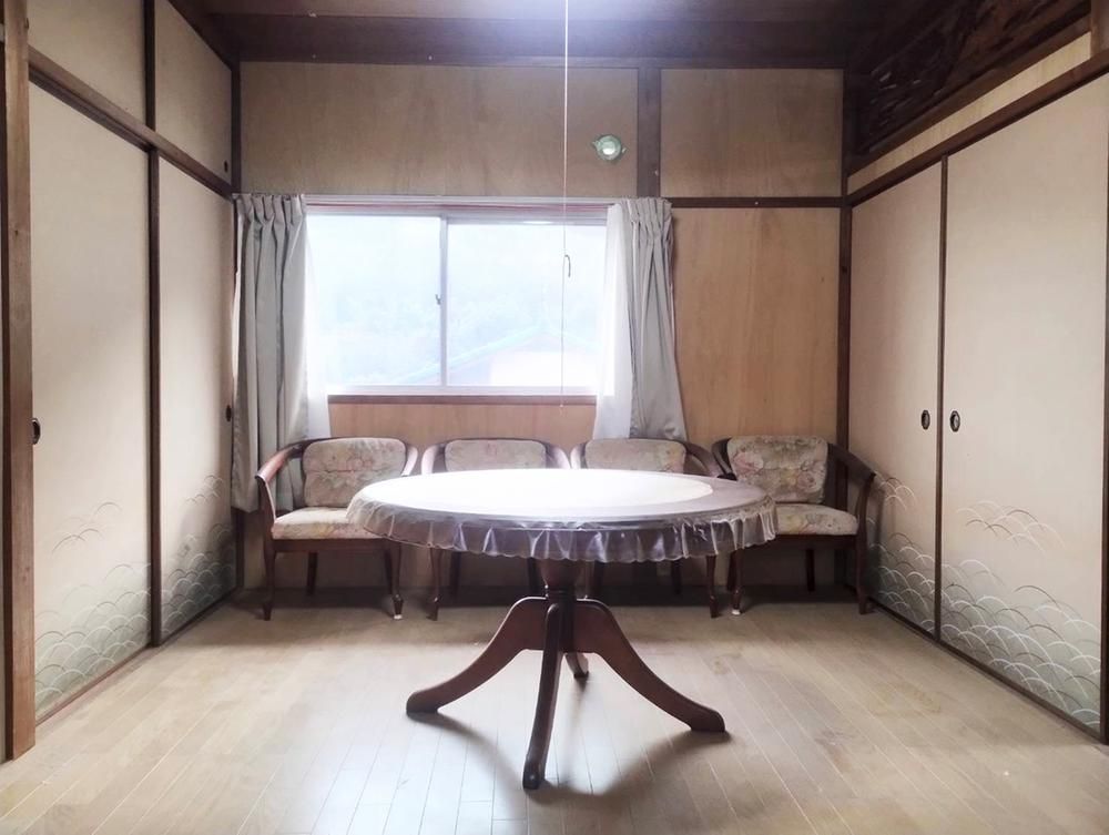 5DK Detached House for Sale in Tamano City, Okayama - Thumbnail 3