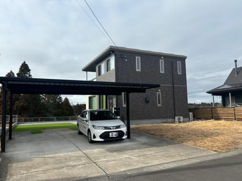 4LDK House for Sale in Miyazaki City with Solar Power and Large Garden - Thumbnail 2