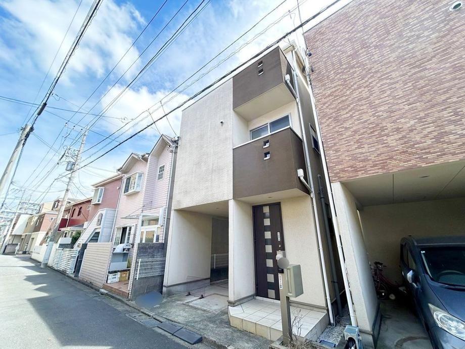 2LDK+S Detached House in Fuchu, Tokyo - 74.87 sqm - Thumbnail 2