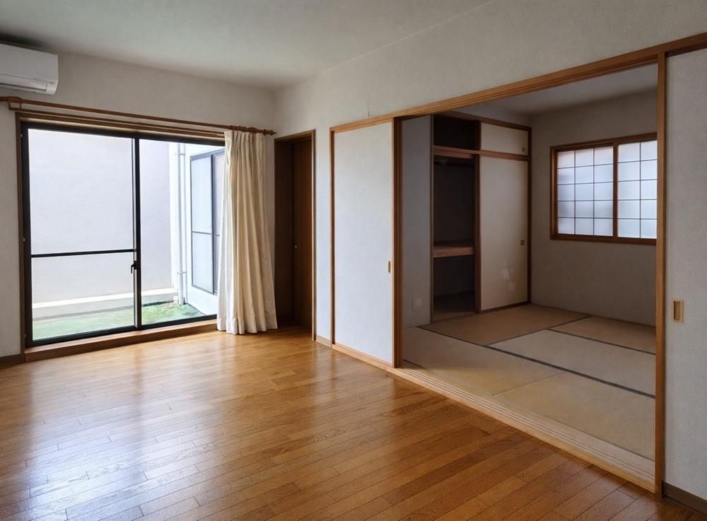 Spacious 4LDK Townhouse with Private Garden in Sendai - Thumbnail 3