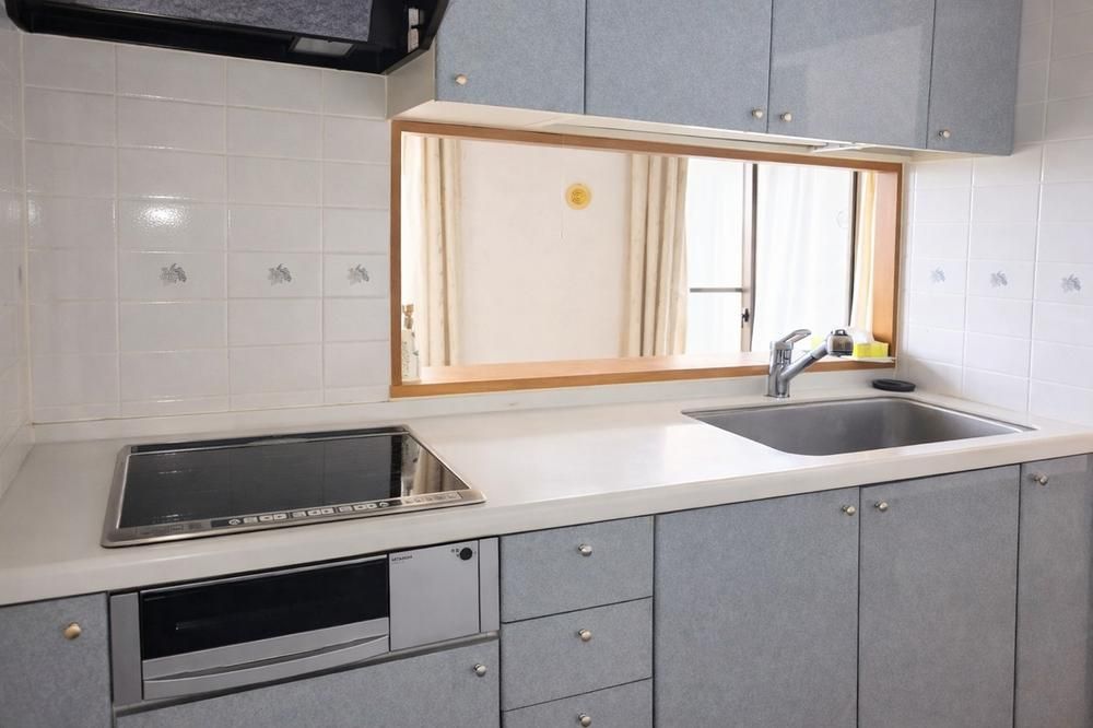 Spacious 4LDK Townhouse with Private Garden in Sendai - Thumbnail 4