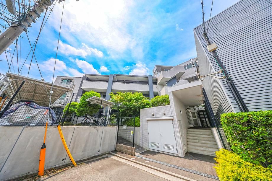 3LDK Apartment for Sale in Tsuzuki-ku, Yokohama - Thumbnail 3