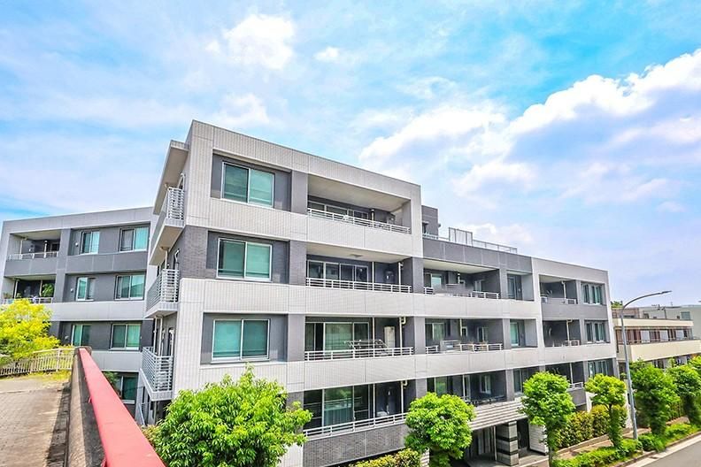 3LDK Apartment for Sale in Tsuzuki-ku, Yokohama - Thumbnail 2