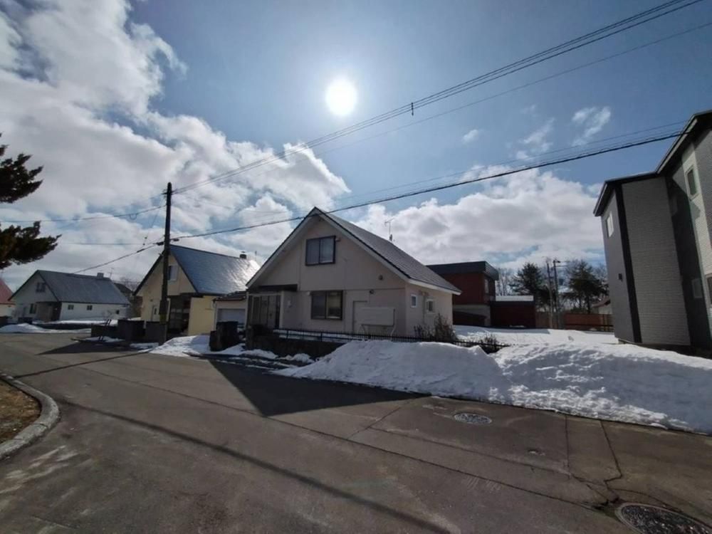 306m2 Land for Sale in Satomi-cho, Kitahiroshima, Hokkaido - Thumbnail 3
