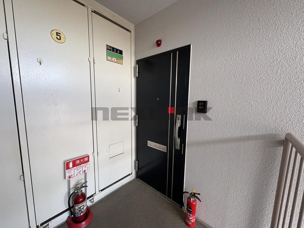 Renovated 3LDK Apartment in Ichikawa, Chiba - Thumbnail 4