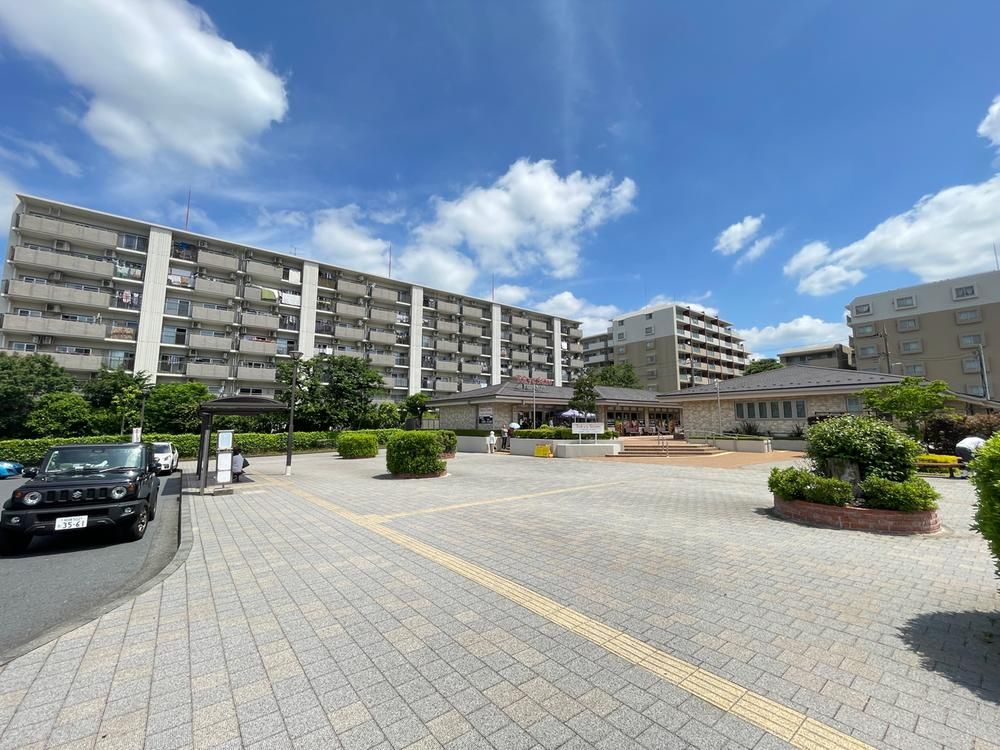 3LDK Apartment in Yamato City Near Tsukimino Station - Thumbnail 2